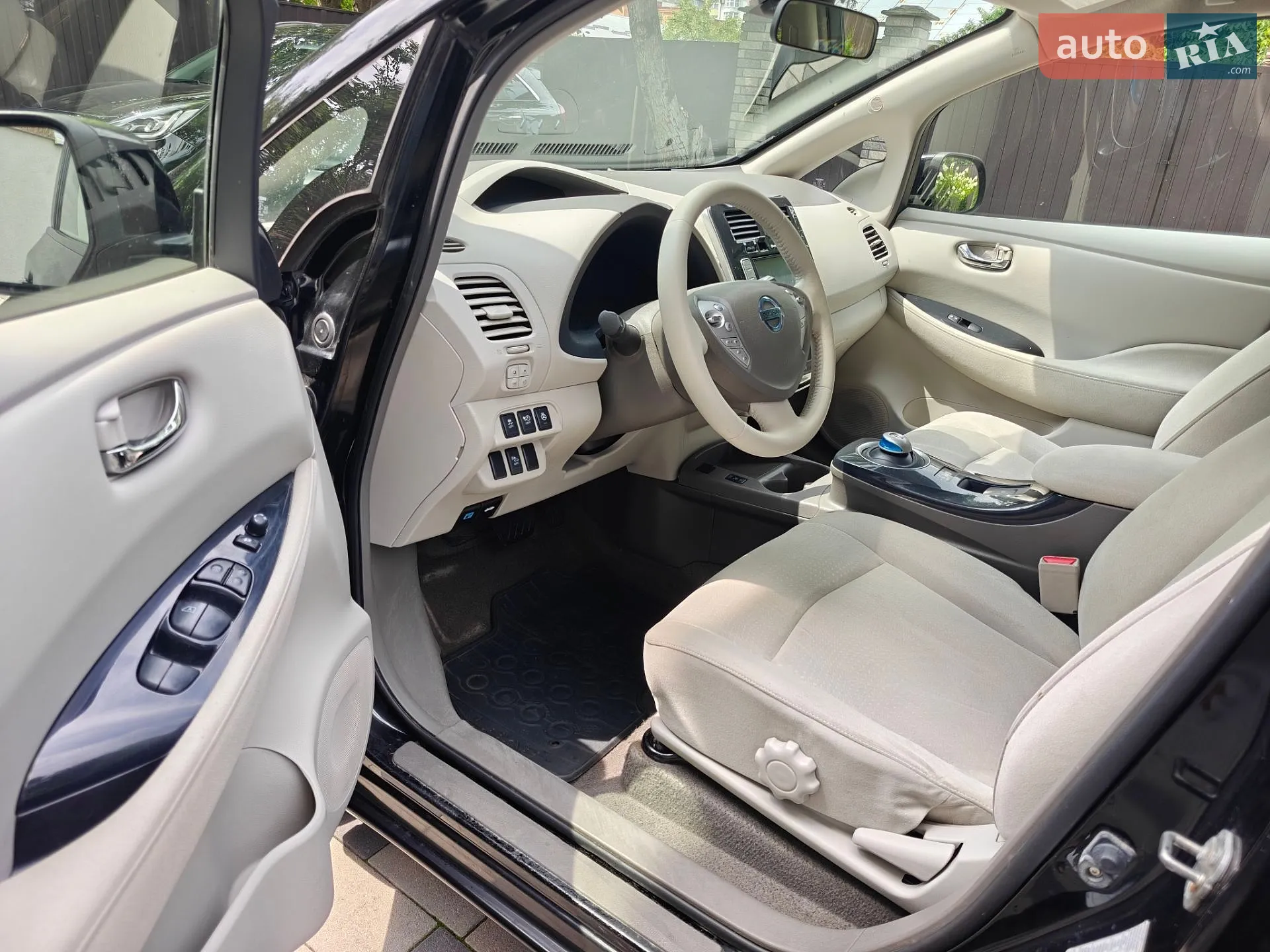 2013 Nissan Leaf - мініатюра 22