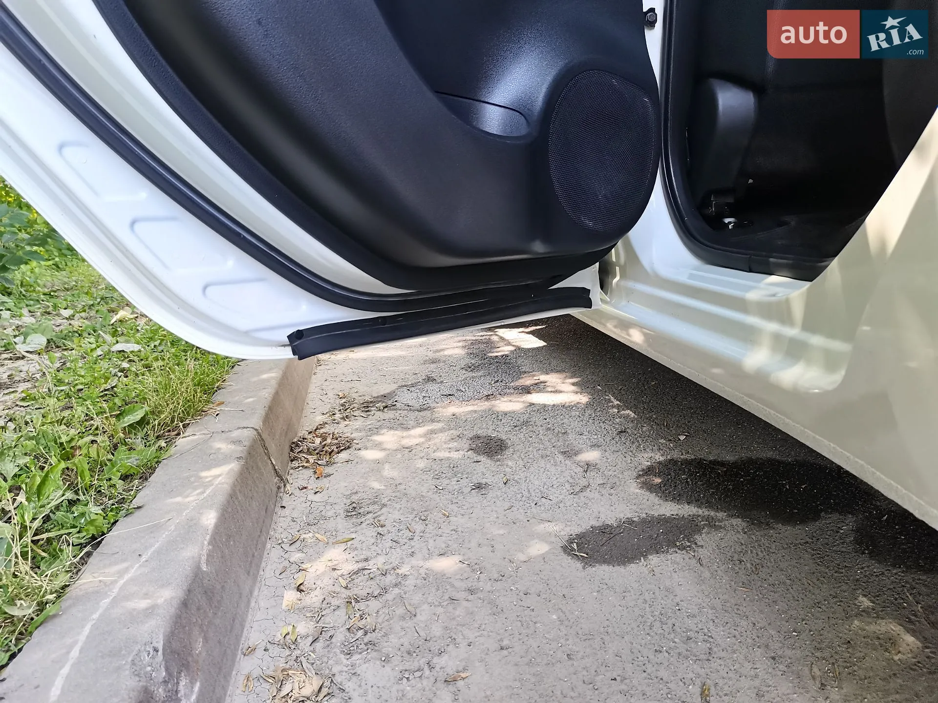 2017 Nissan Leaf - мініатюра 16