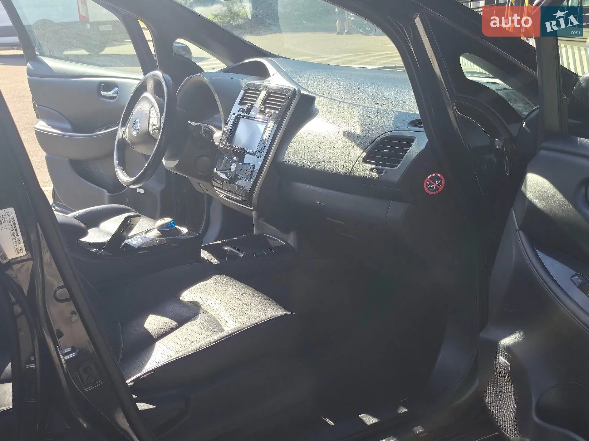2013 Nissan Leaf - мініатюра 16