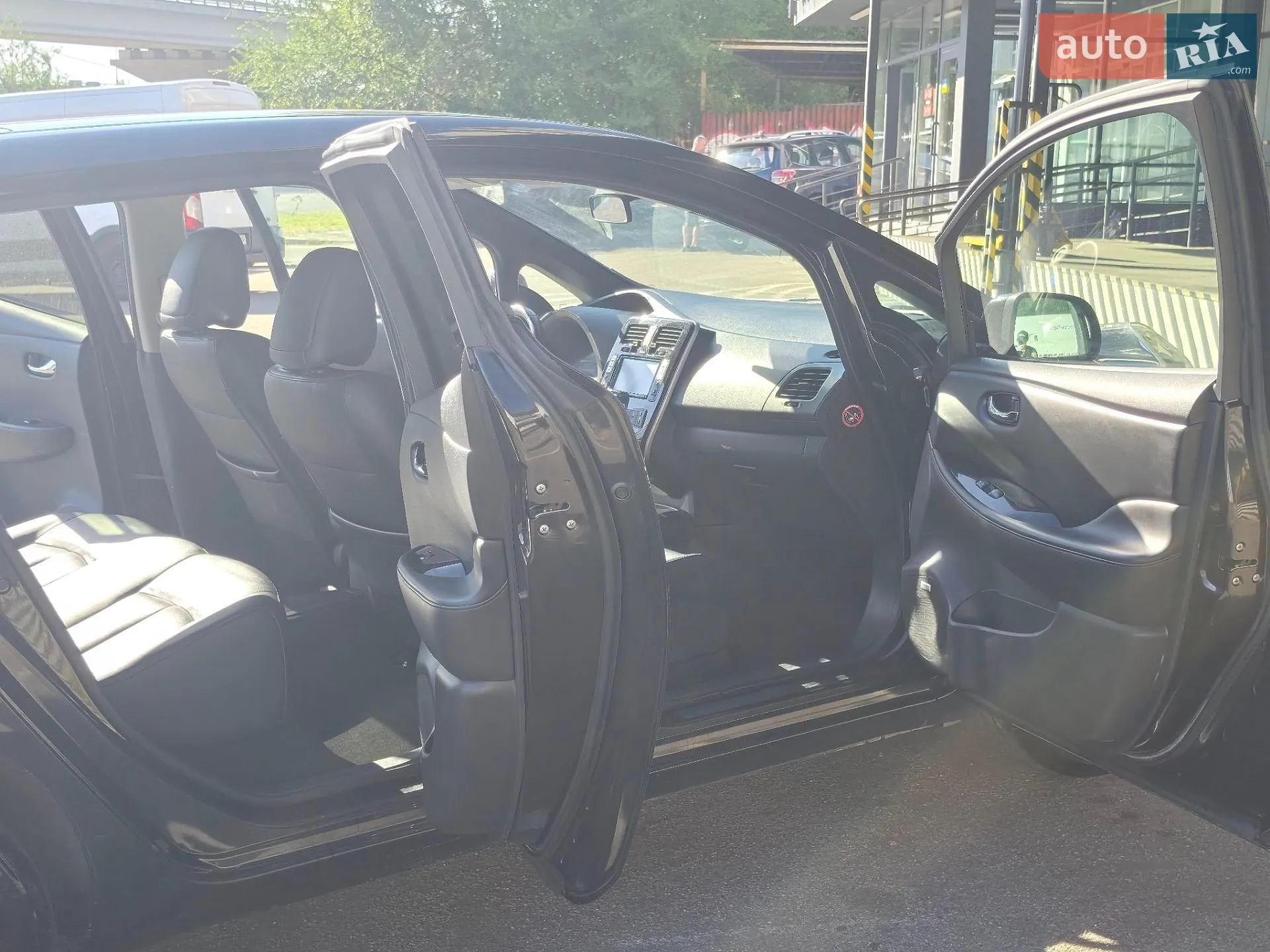 2013 Nissan Leaf - мініатюра 18
