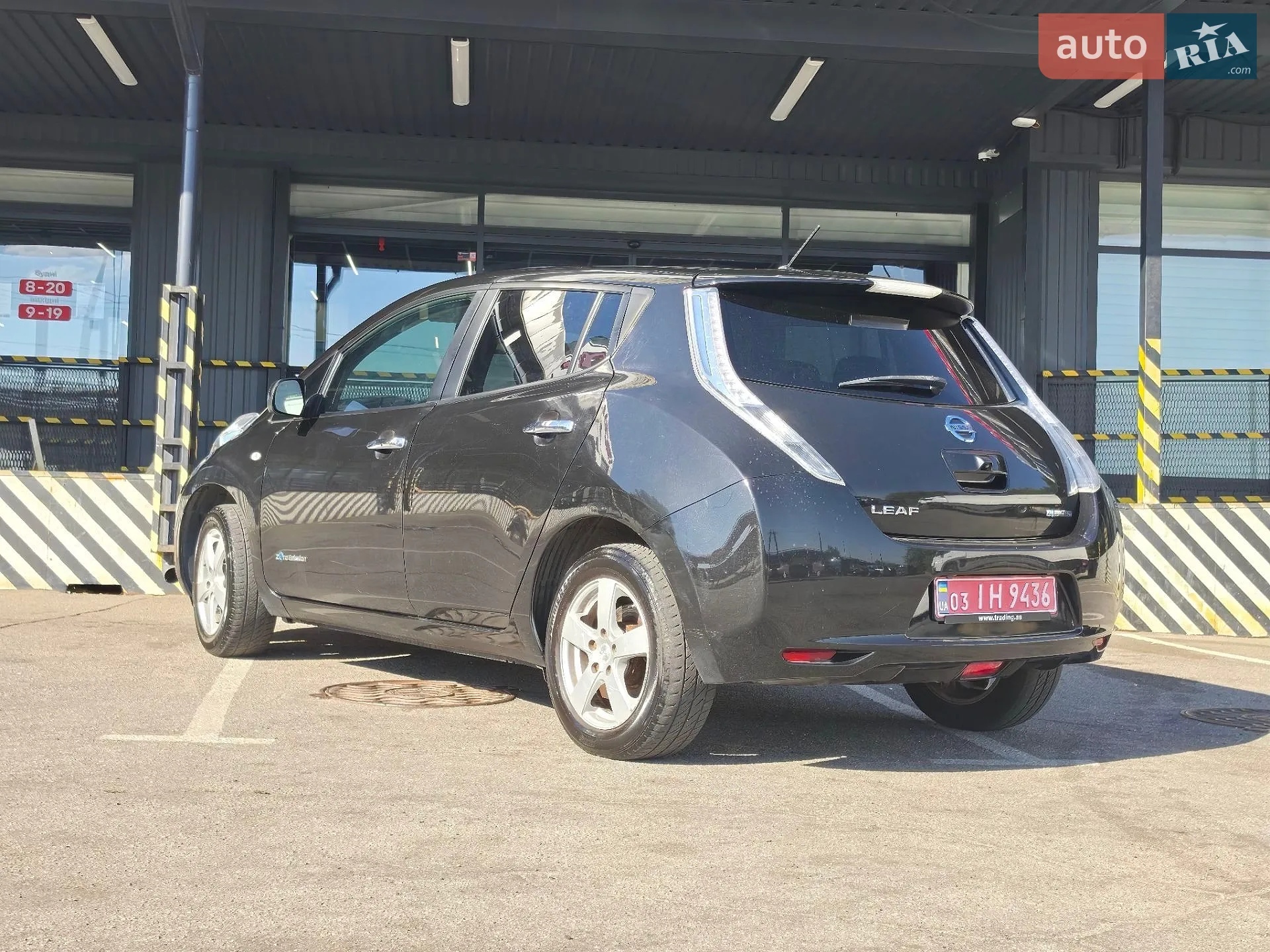2013 Nissan Leaf - мініатюра 36