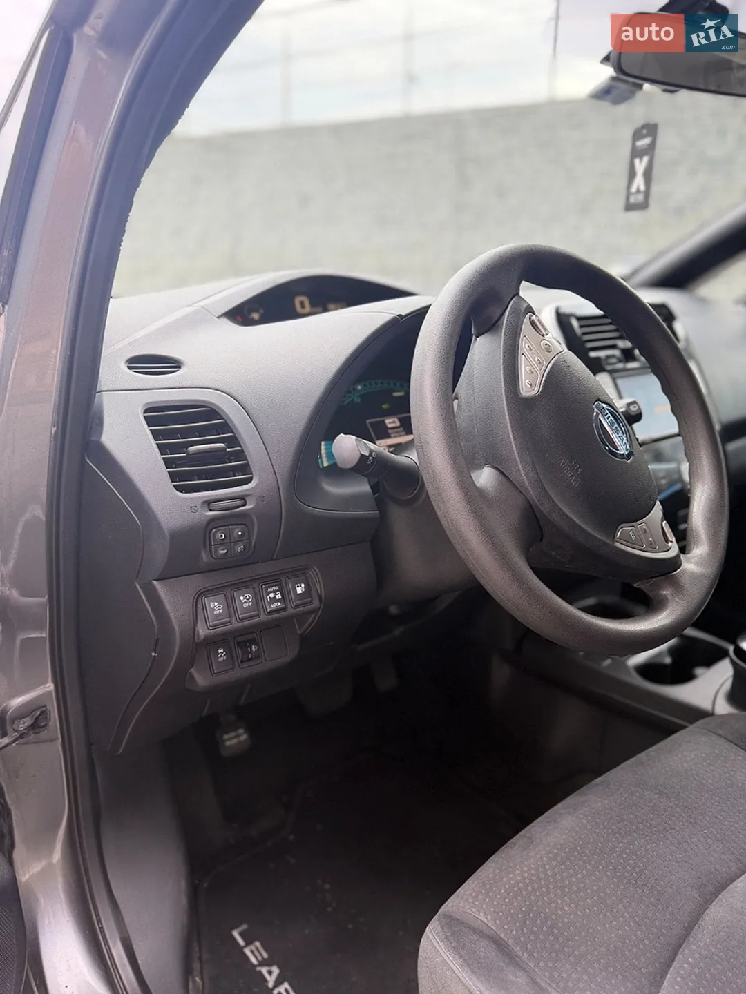 2014 Nissan Leaf - мініатюра 25