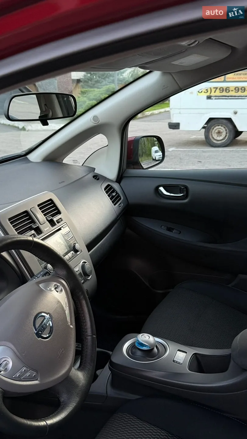 2015 Nissan Leaf - мініатюра 5