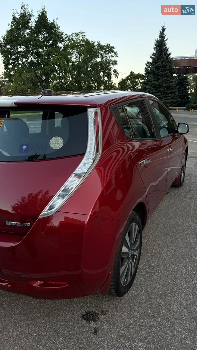 2015 Nissan Leaf - мініатюра 21