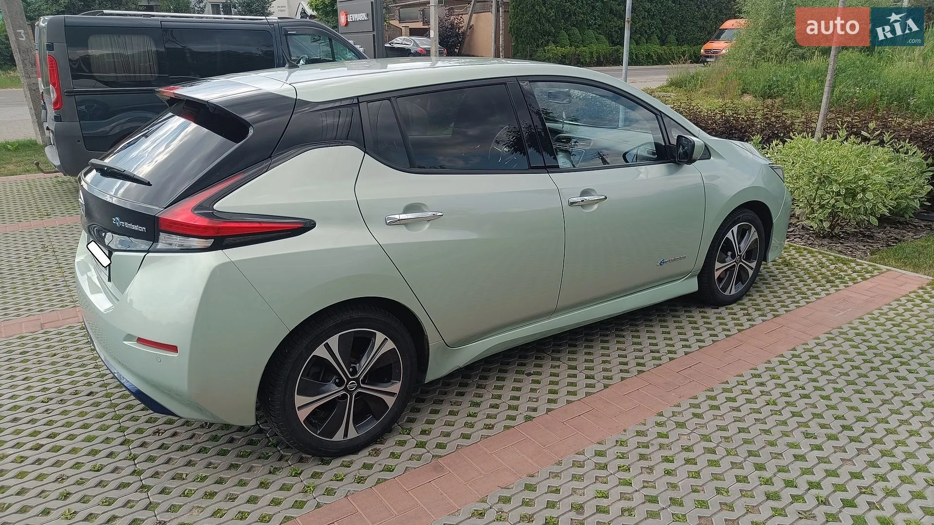 2018 Nissan Leaf - мініатюра 8