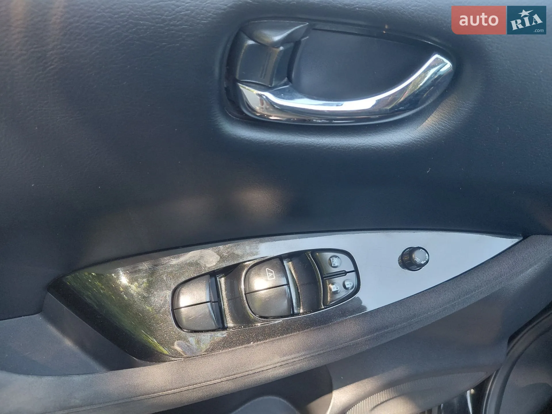 2014 Nissan Leaf - мініатюра 11