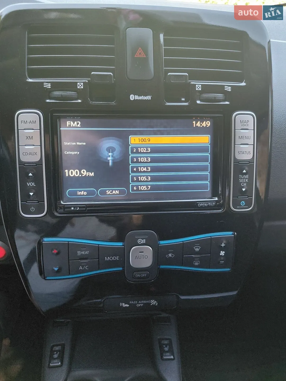 2014 Nissan Leaf - мініатюра 16