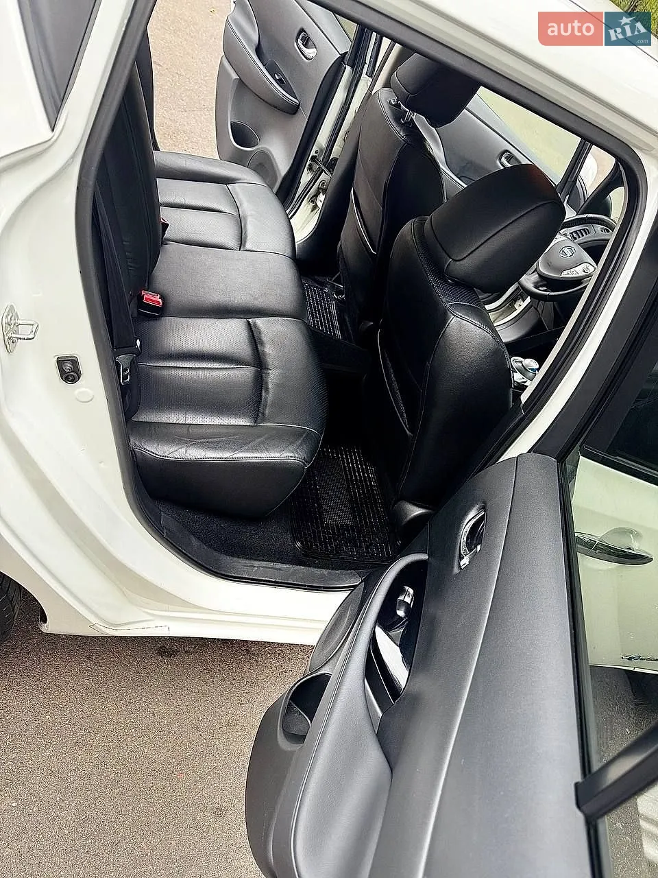 2013 Nissan Leaf - мініатюра 8