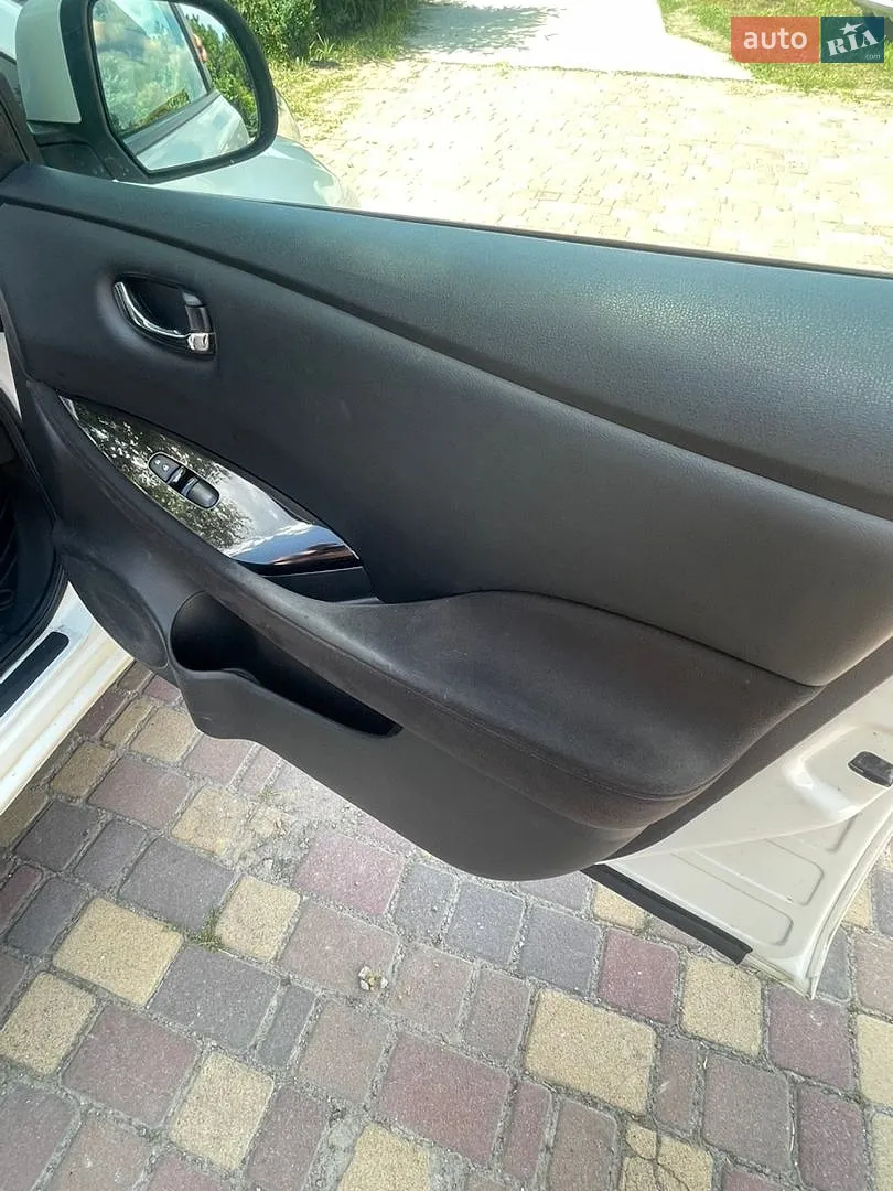 2015 Nissan Leaf - мініатюра 24