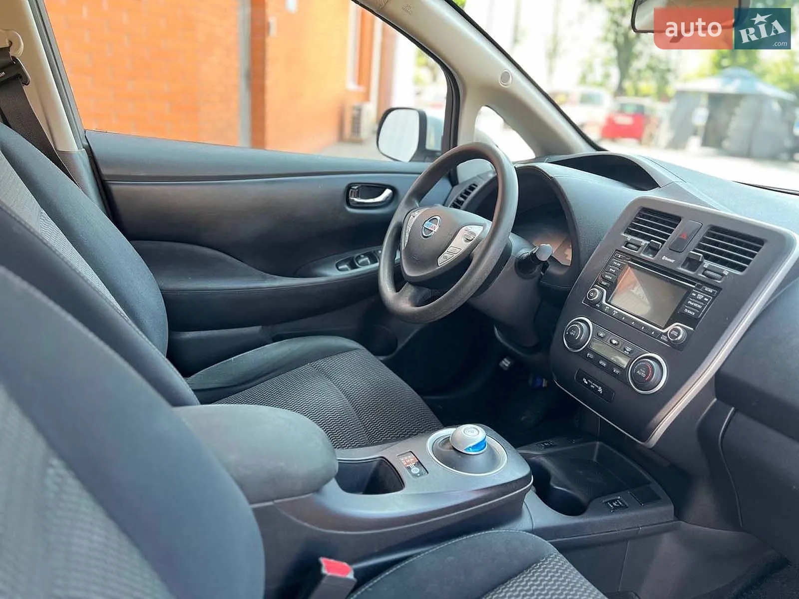 2016 Nissan Leaf - мініатюра 16