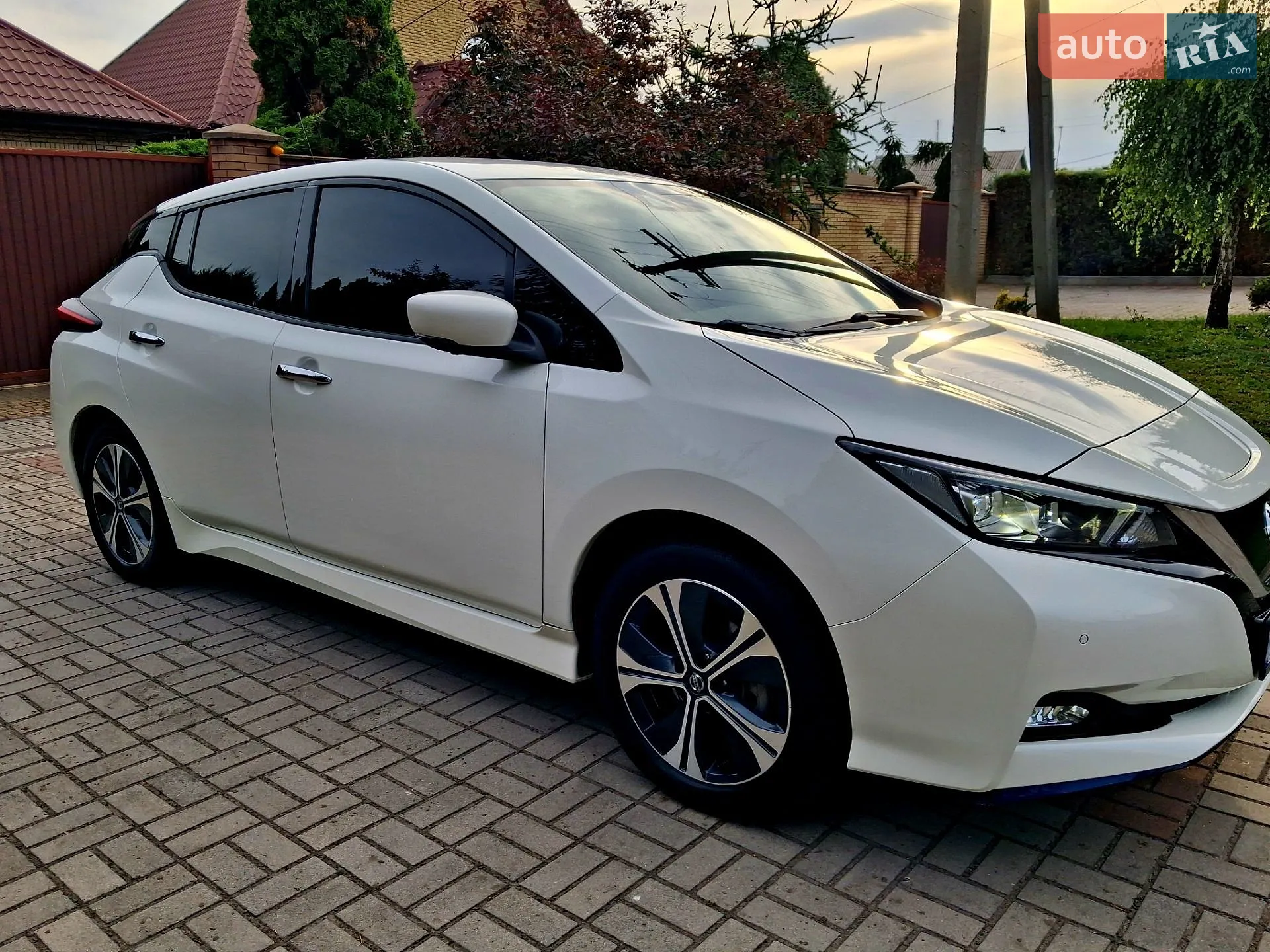 2020 Nissan Leaf - мініатюра 4