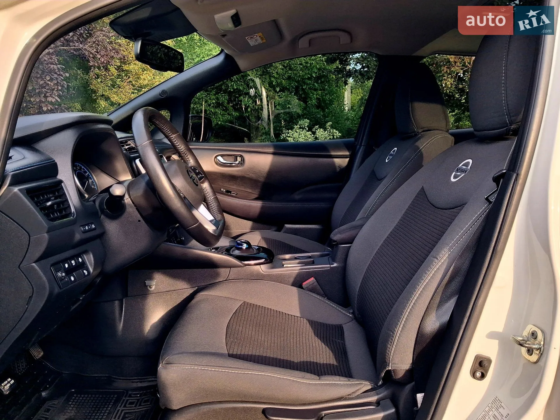 2020 Nissan Leaf - мініатюра 24