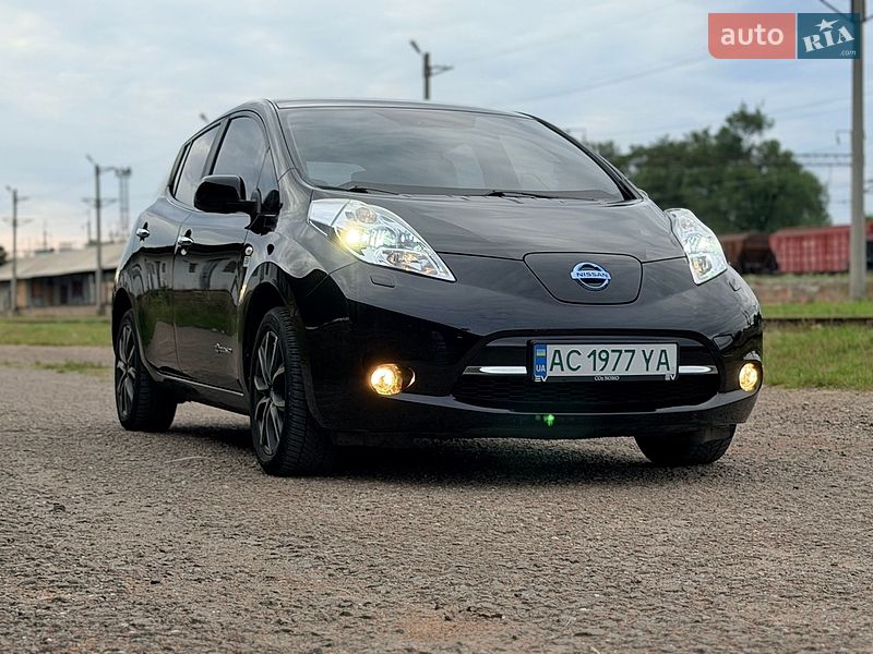 Хетчбек Nissan Leaf 2012 в Бердичеві фото 3 Хетчбек Nissan Leaf 2012 в Бердичеві