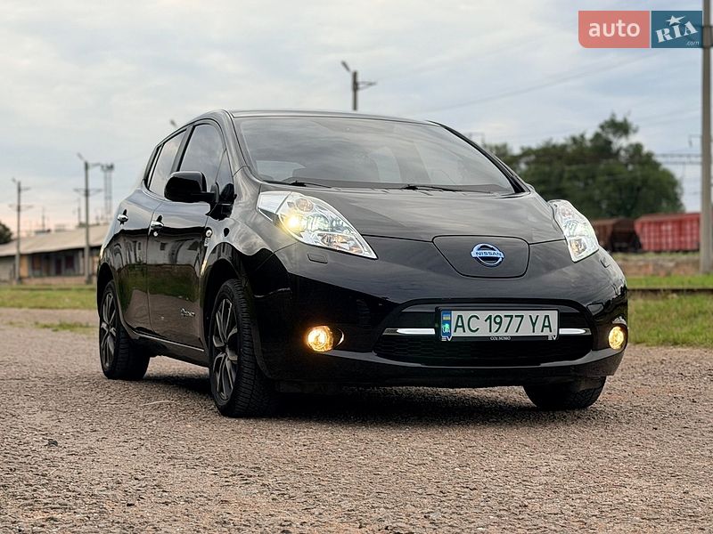 Хетчбек Nissan Leaf 2012 в Бердичеві фото Хетчбек Nissan Leaf 2012 в Бердичеві