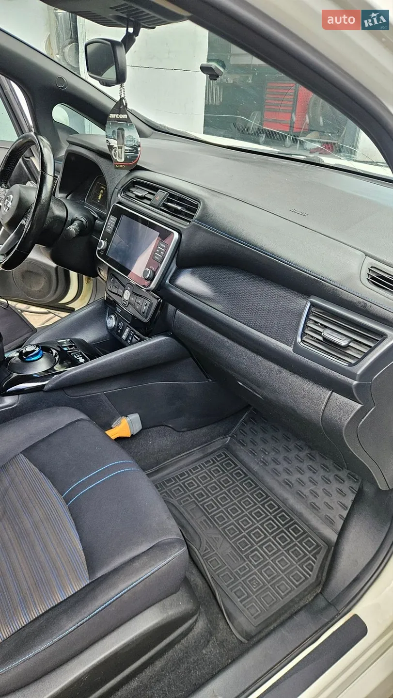 2019 Nissan Leaf - мініатюра 9
