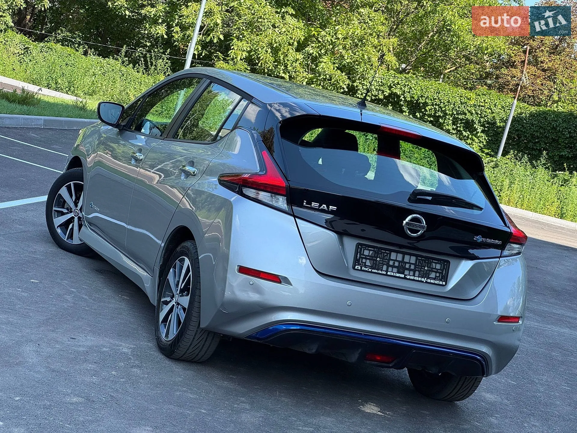 2020 Nissan Leaf - мініатюра 11