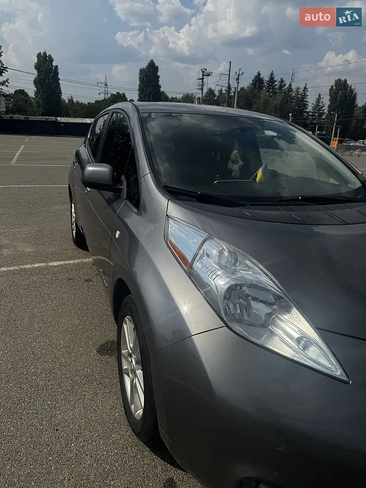 2015 Nissan Leaf - мініатюра 42