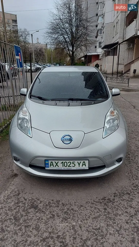 2017 Nissan Leaf - мініатюра 18