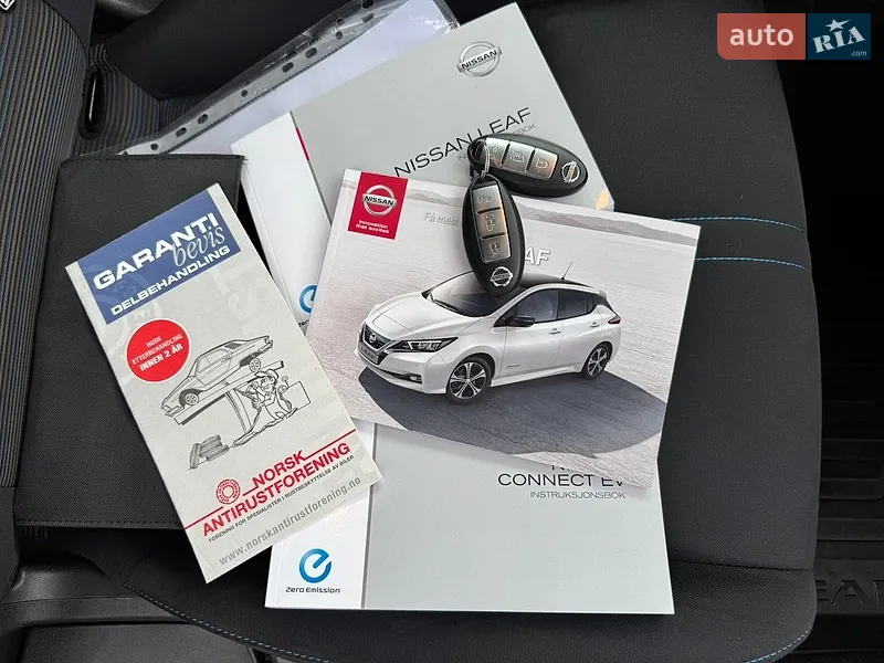 Хетчбек Nissan Leaf 2018 в Чернівцях документ