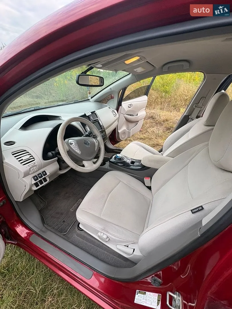 2012 Nissan Leaf - мініатюра 12