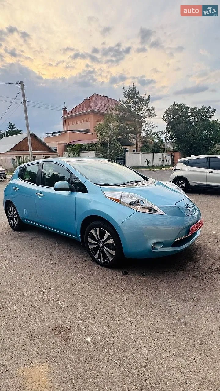 2015 Nissan Leaf - мініатюра 4