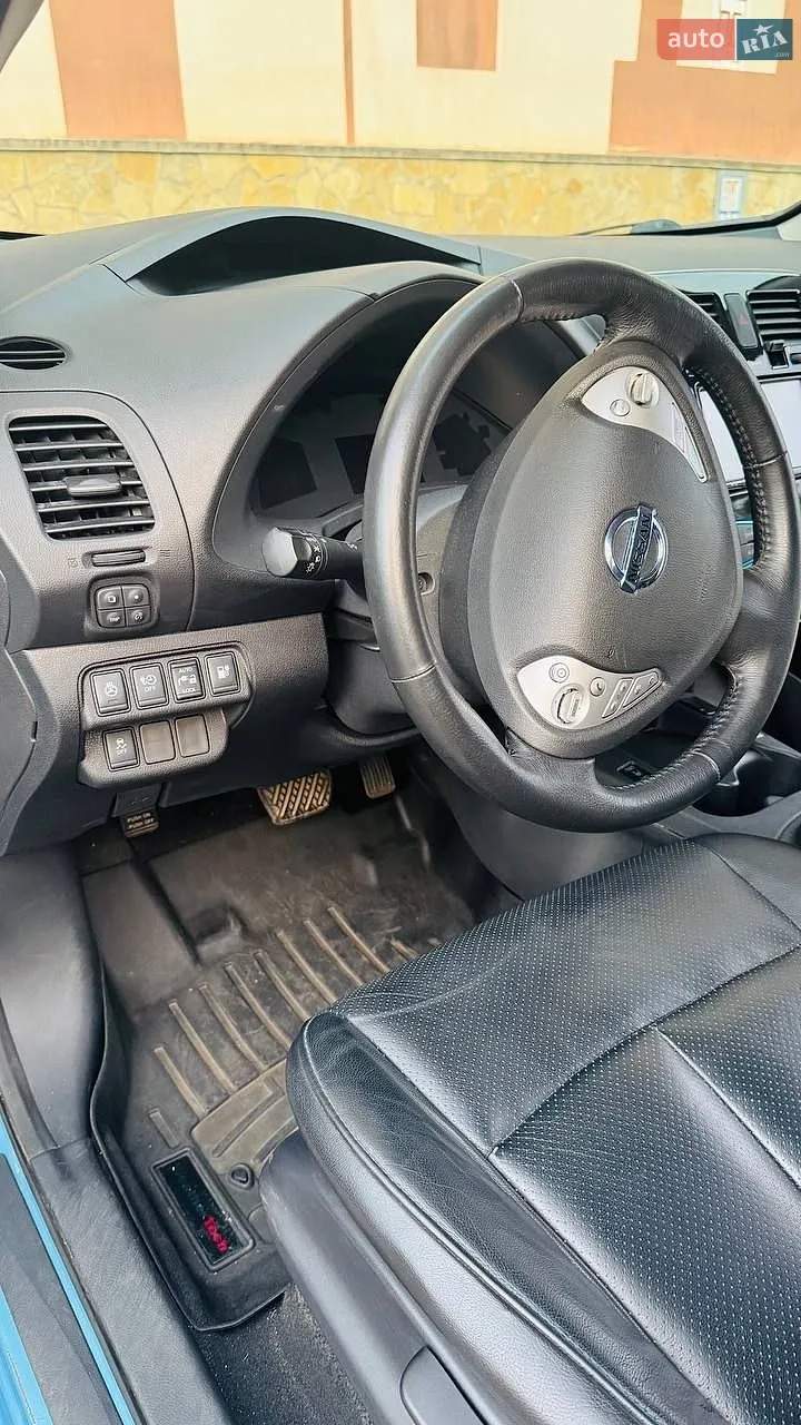2015 Nissan Leaf - мініатюра 25