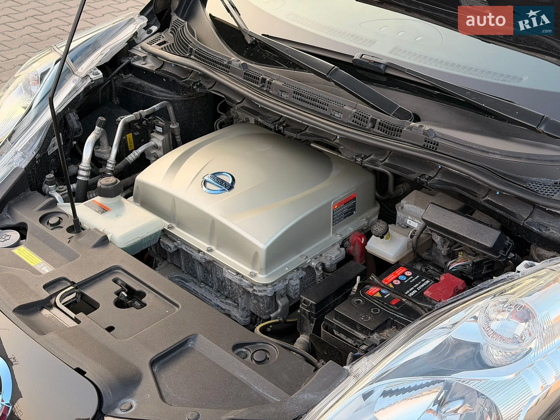 2015 Nissan Leaf - мініатюра 10