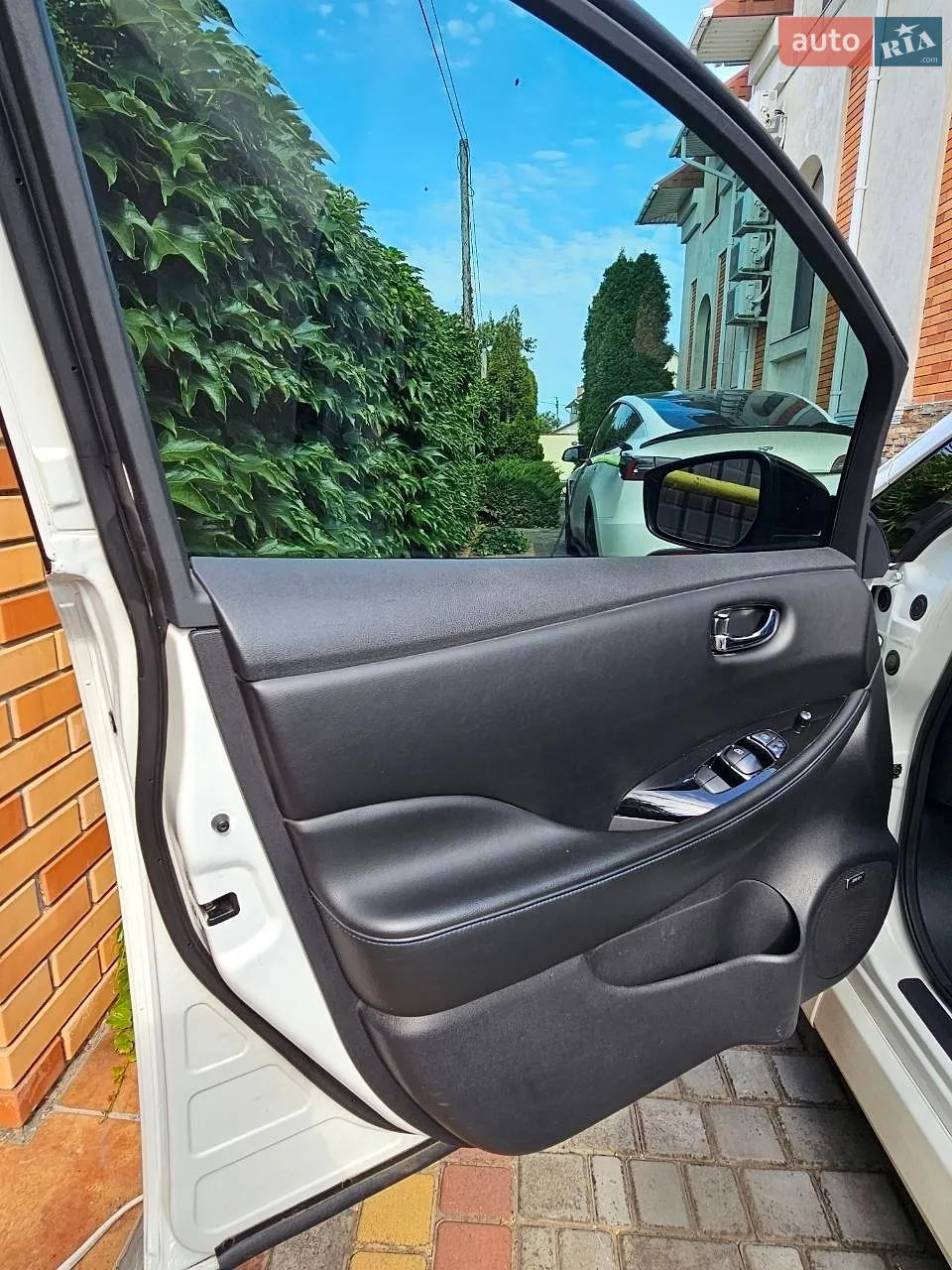 2020 Nissan Leaf - мініатюра 17