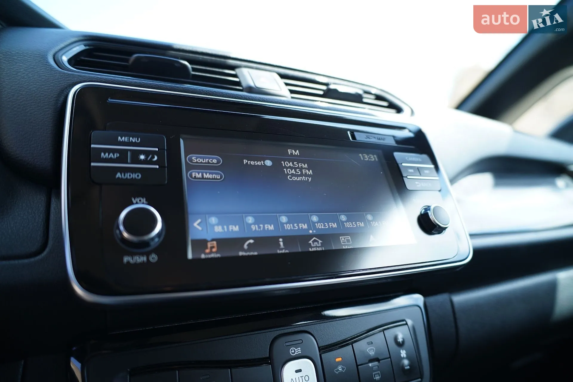 2019 Nissan Leaf - мініатюра 13