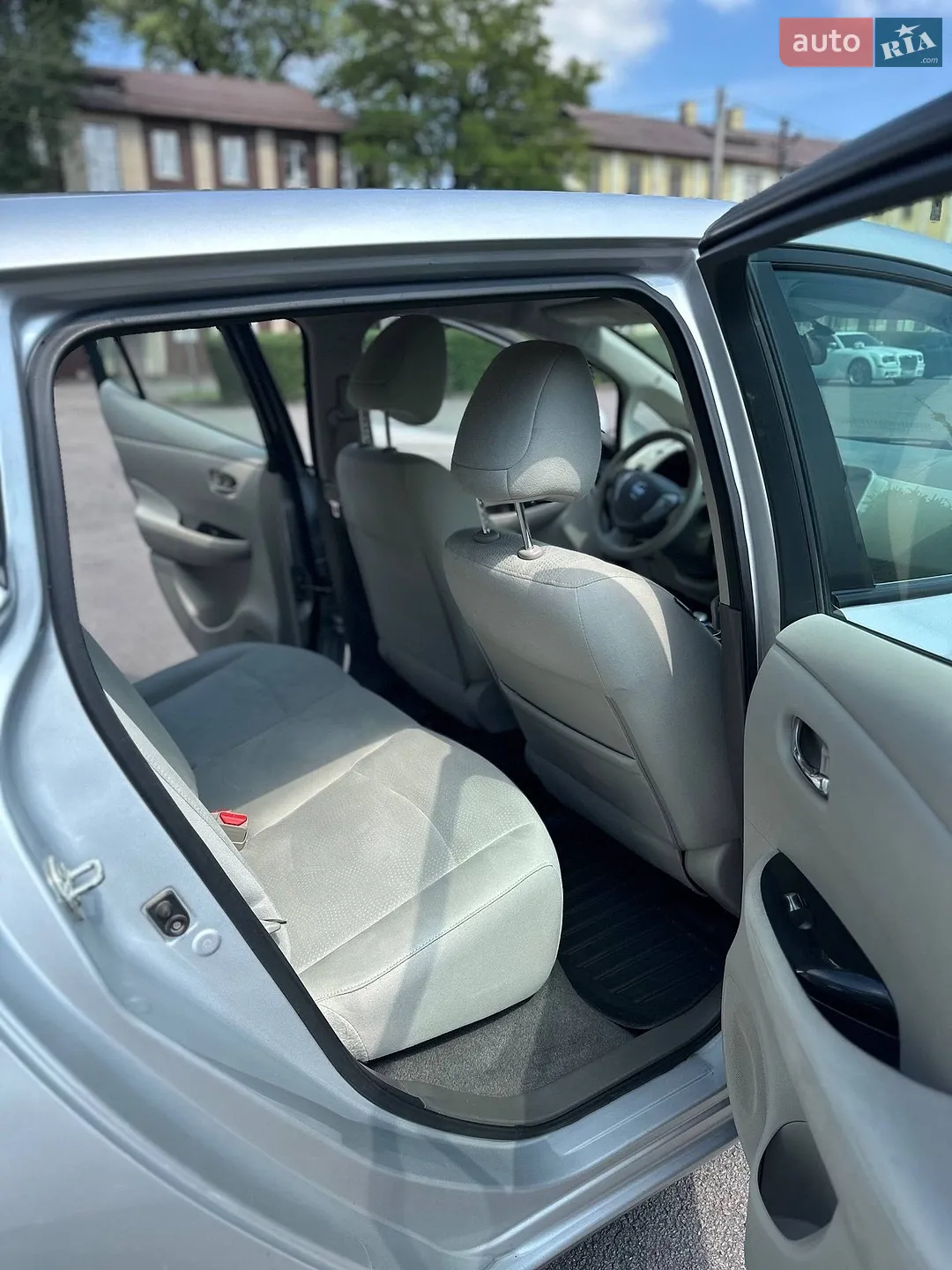 2017 Nissan Leaf - мініатюра 9