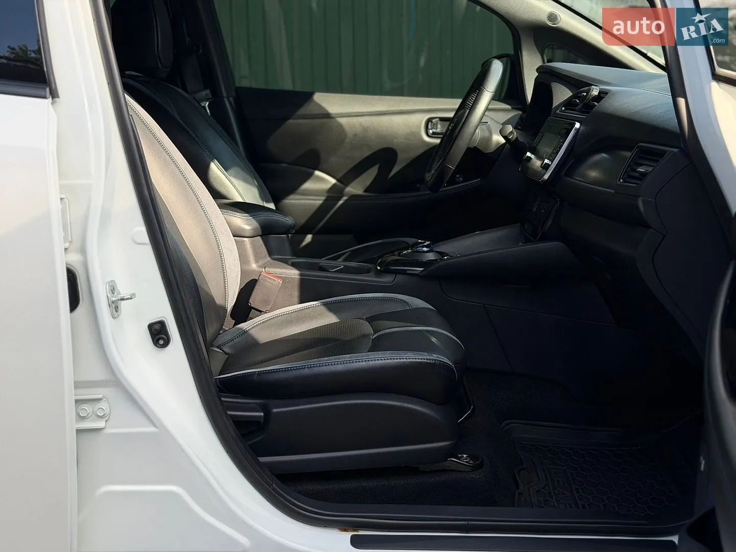 2018 Nissan Leaf - мініатюра 26