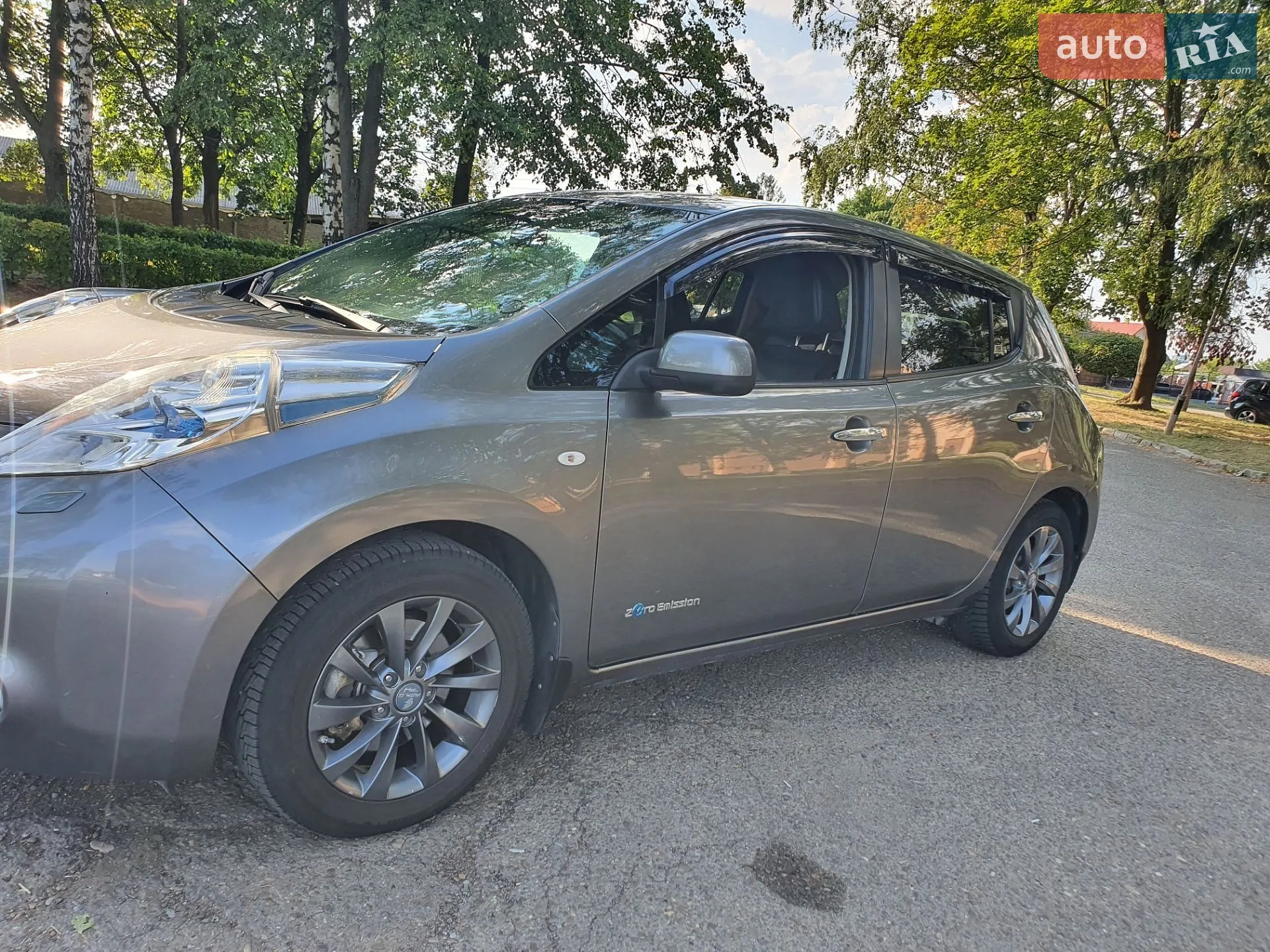 2016 Nissan Leaf - мініатюра 15