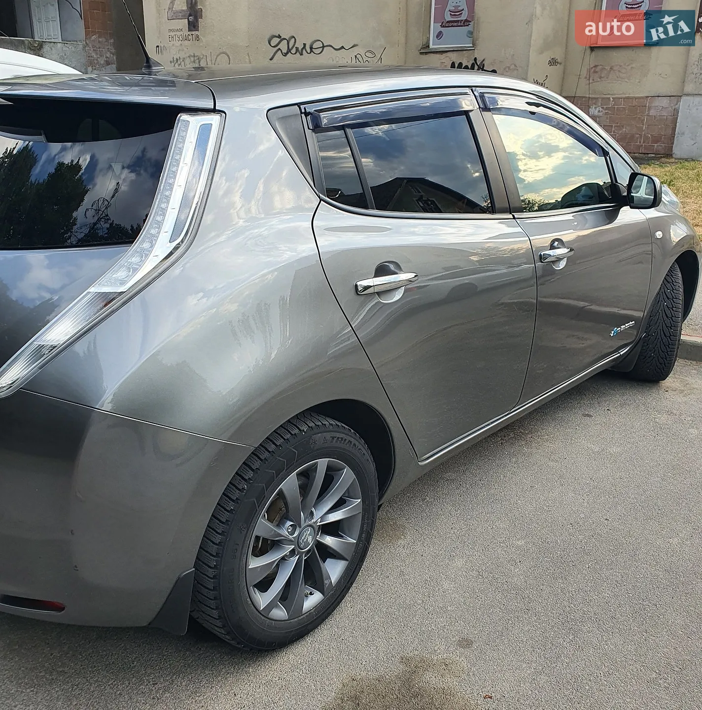 2016 Nissan Leaf - мініатюра 2