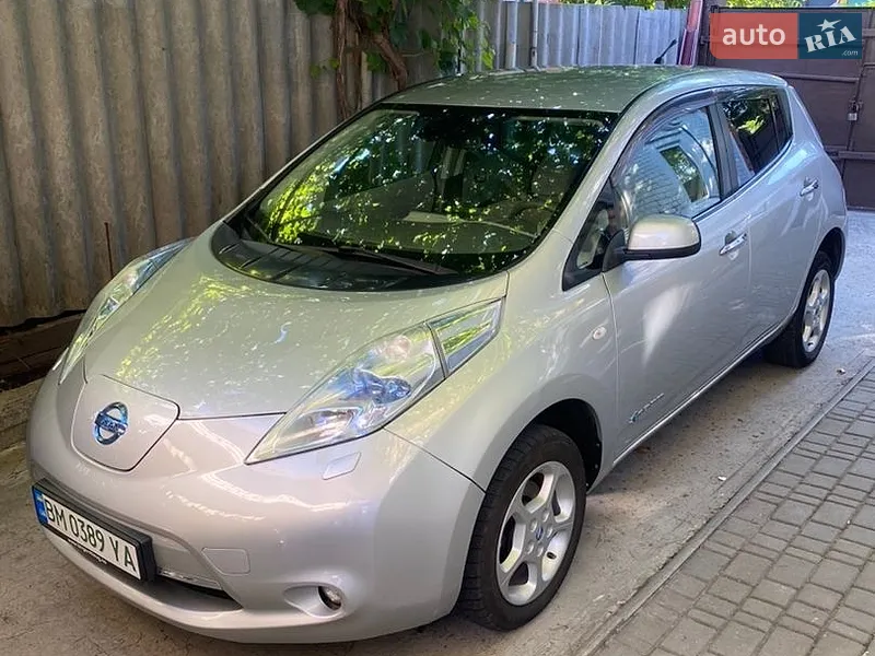 Nissan Leaf 2011