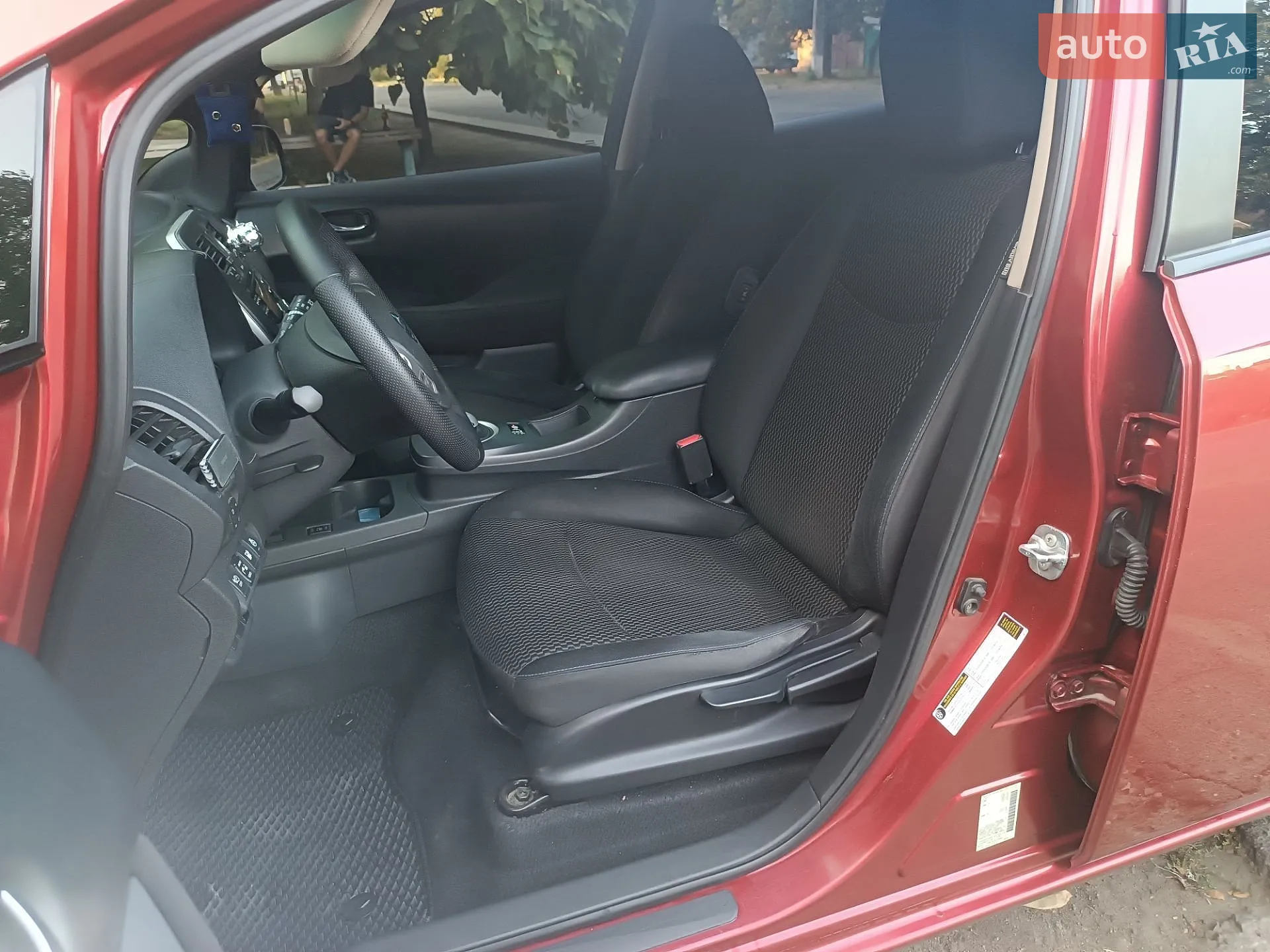 2013 Nissan Leaf - мініатюра 7