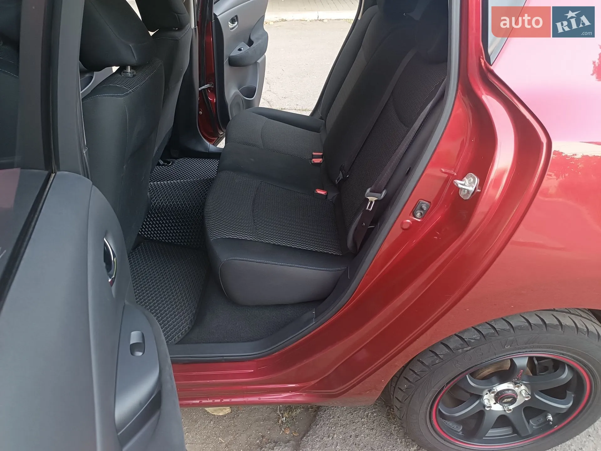 2013 Nissan Leaf - мініатюра 17