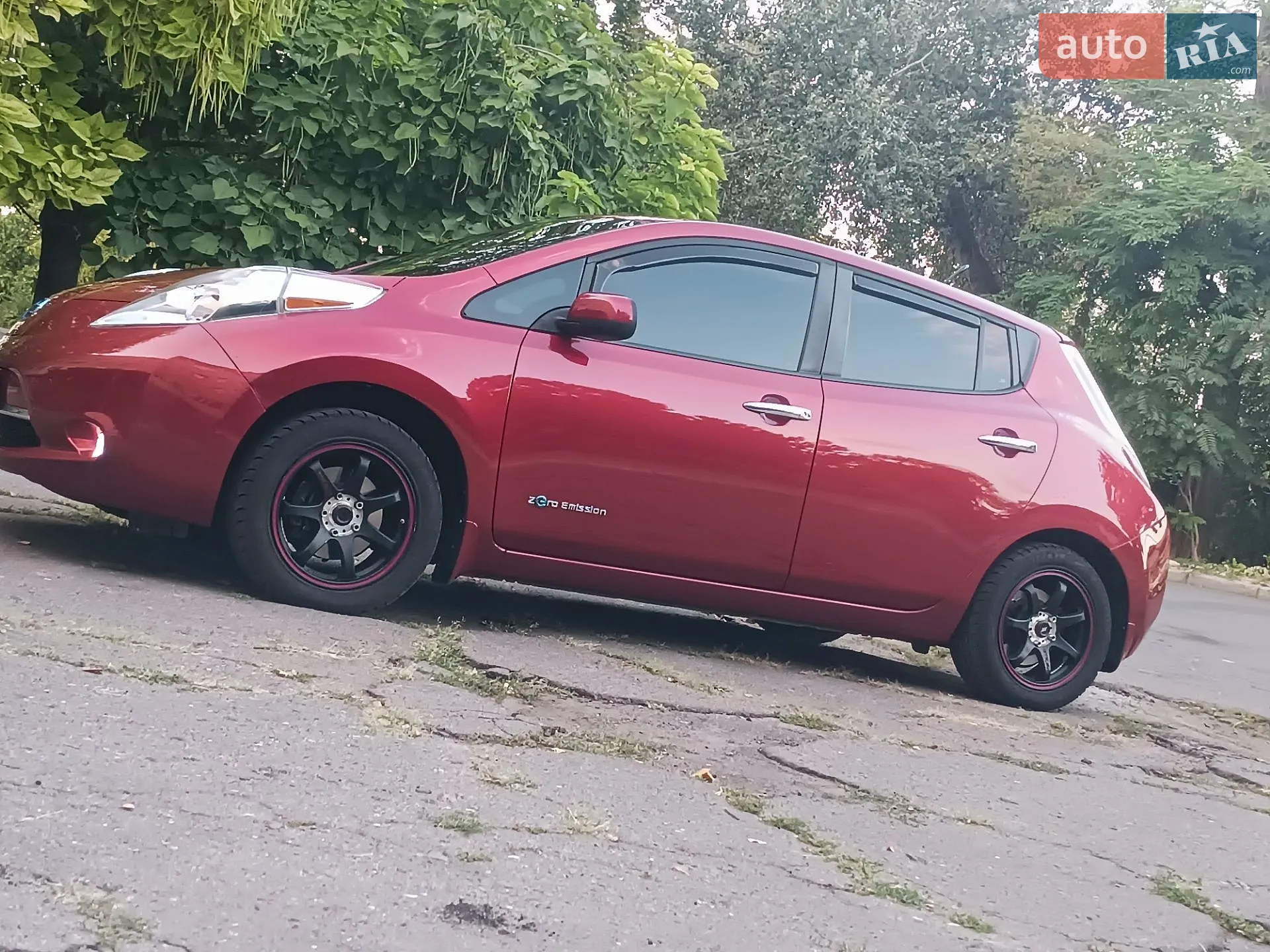 2013 Nissan Leaf - мініатюра 18