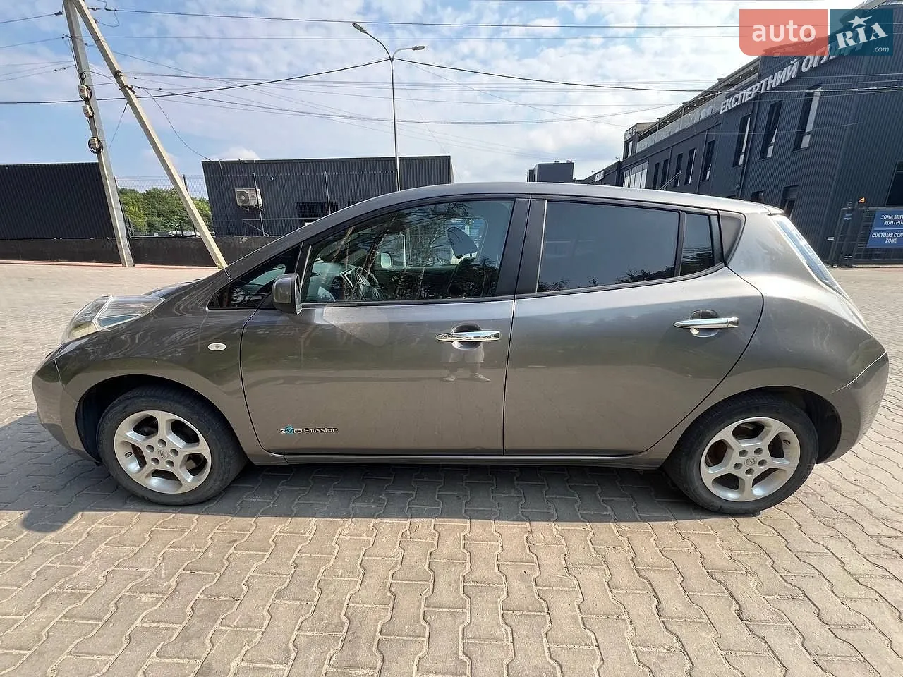 2015 Nissan Leaf - мініатюра 9