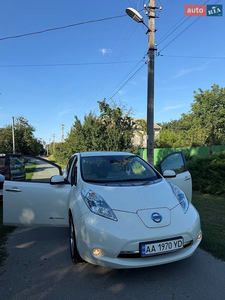 2011 Nissan Leaf - мініатюра 8