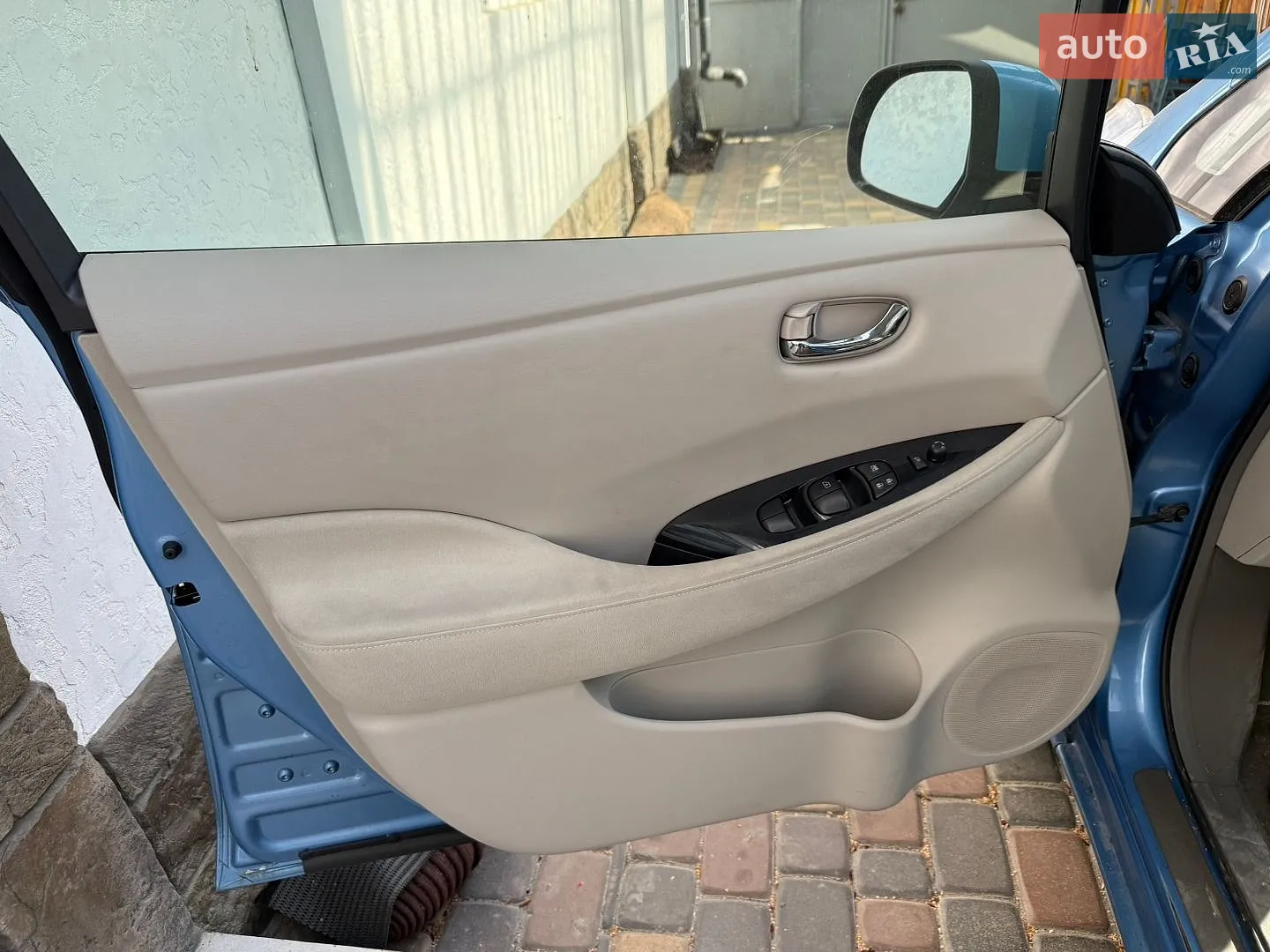 2012 Nissan Leaf - мініатюра 14