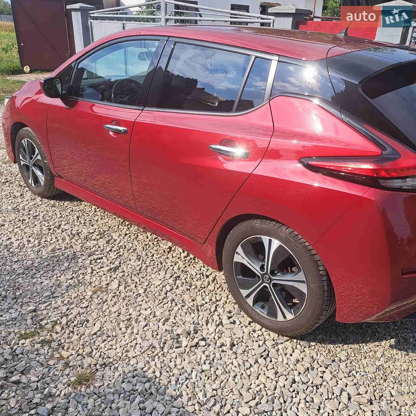 2020 Nissan Leaf - фото 1
