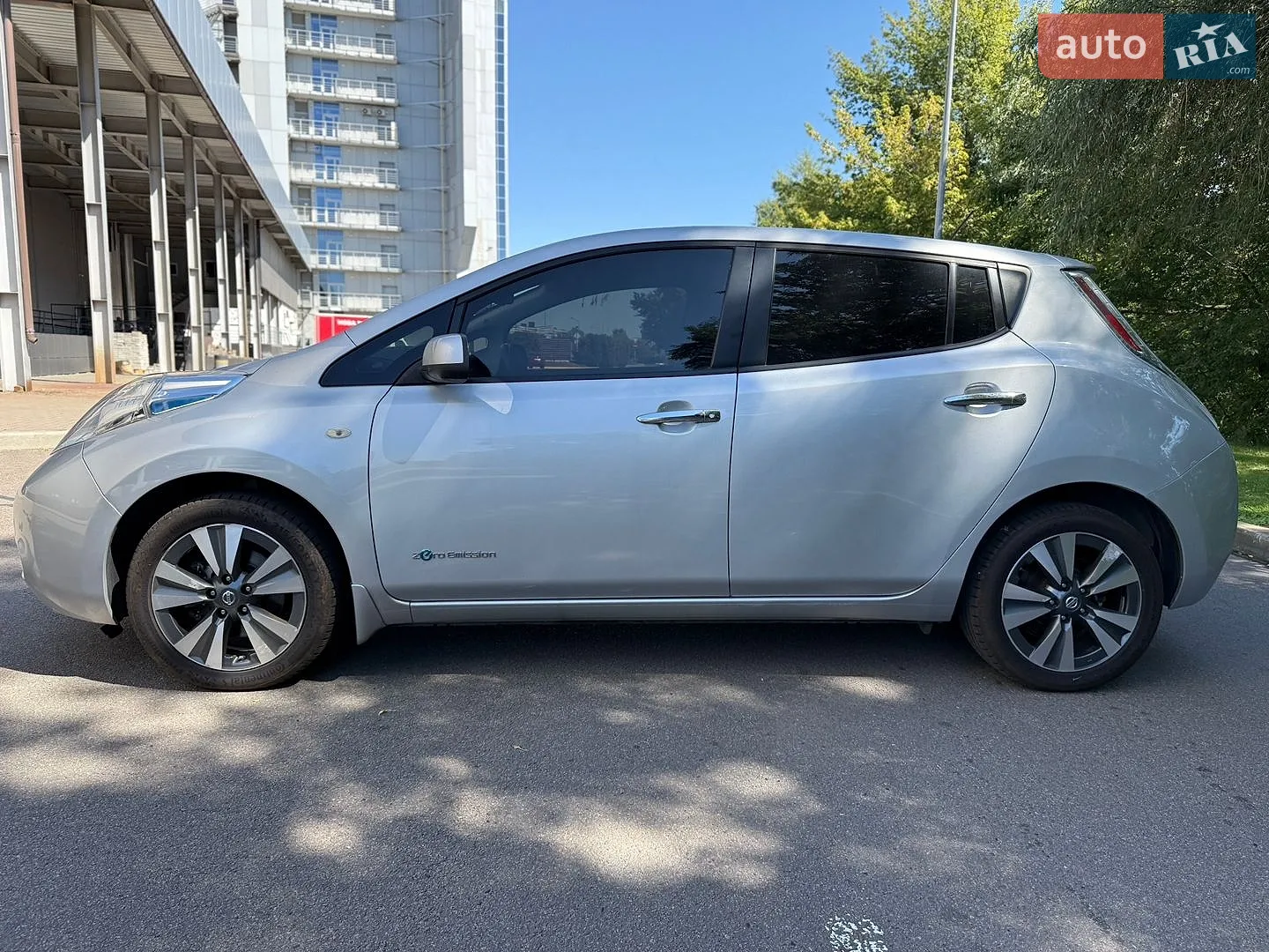 2016 Nissan Leaf - мініатюра 3