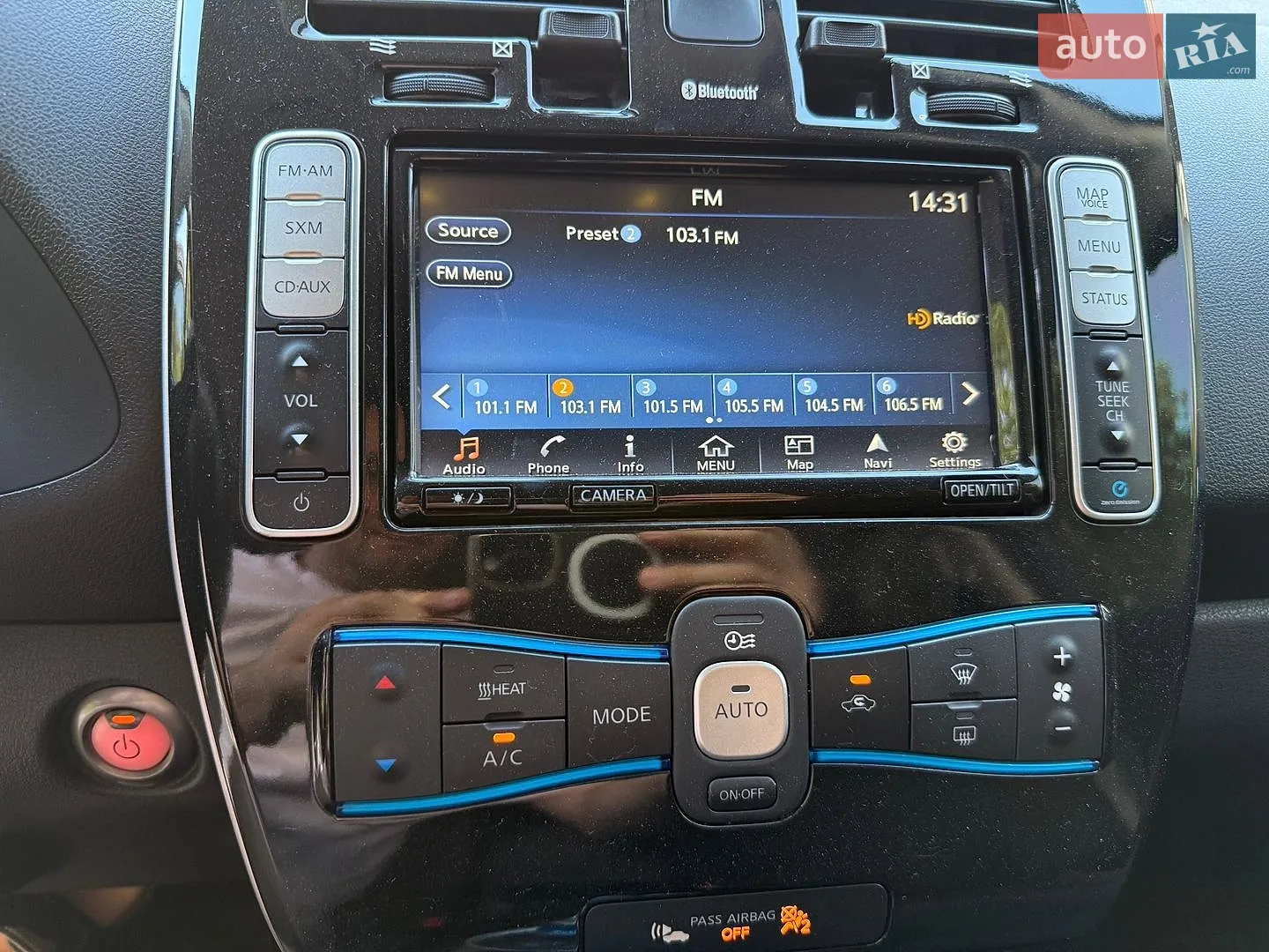 2016 Nissan Leaf - мініатюра 12
