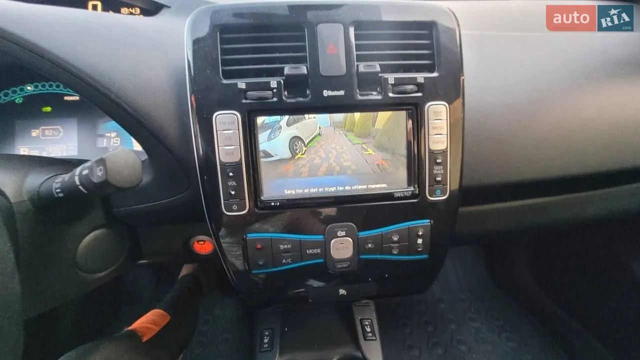 2015 Nissan Leaf - мініатюра 15