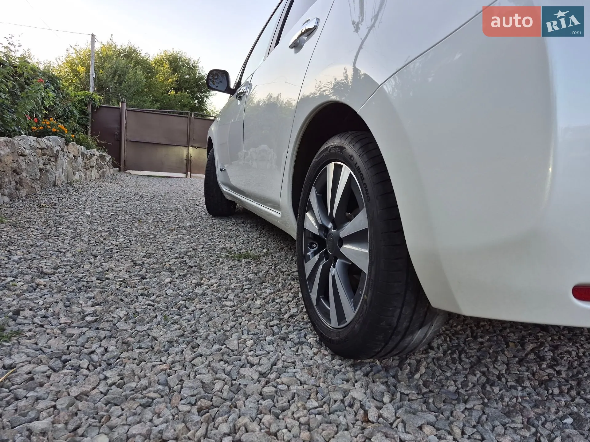 2014 Nissan Leaf - мініатюра 13