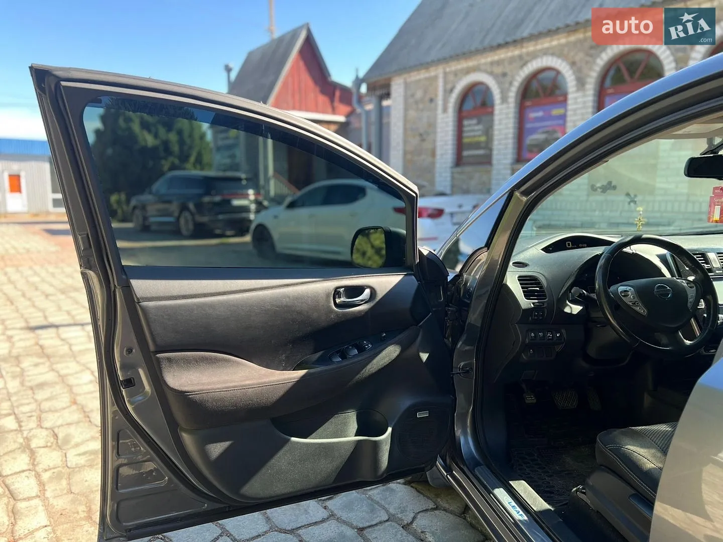2014 Nissan Leaf - мініатюра 10