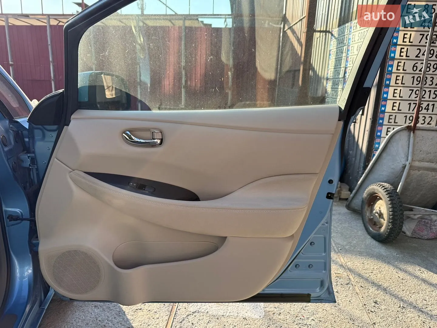 2012 Nissan Leaf - мініатюра 42