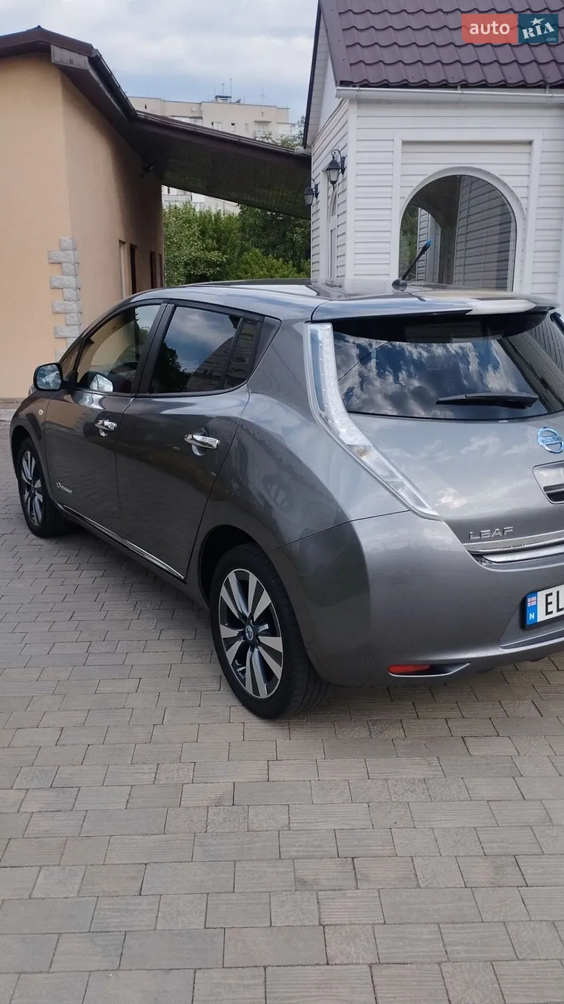 2013 Nissan Leaf - мініатюра 5