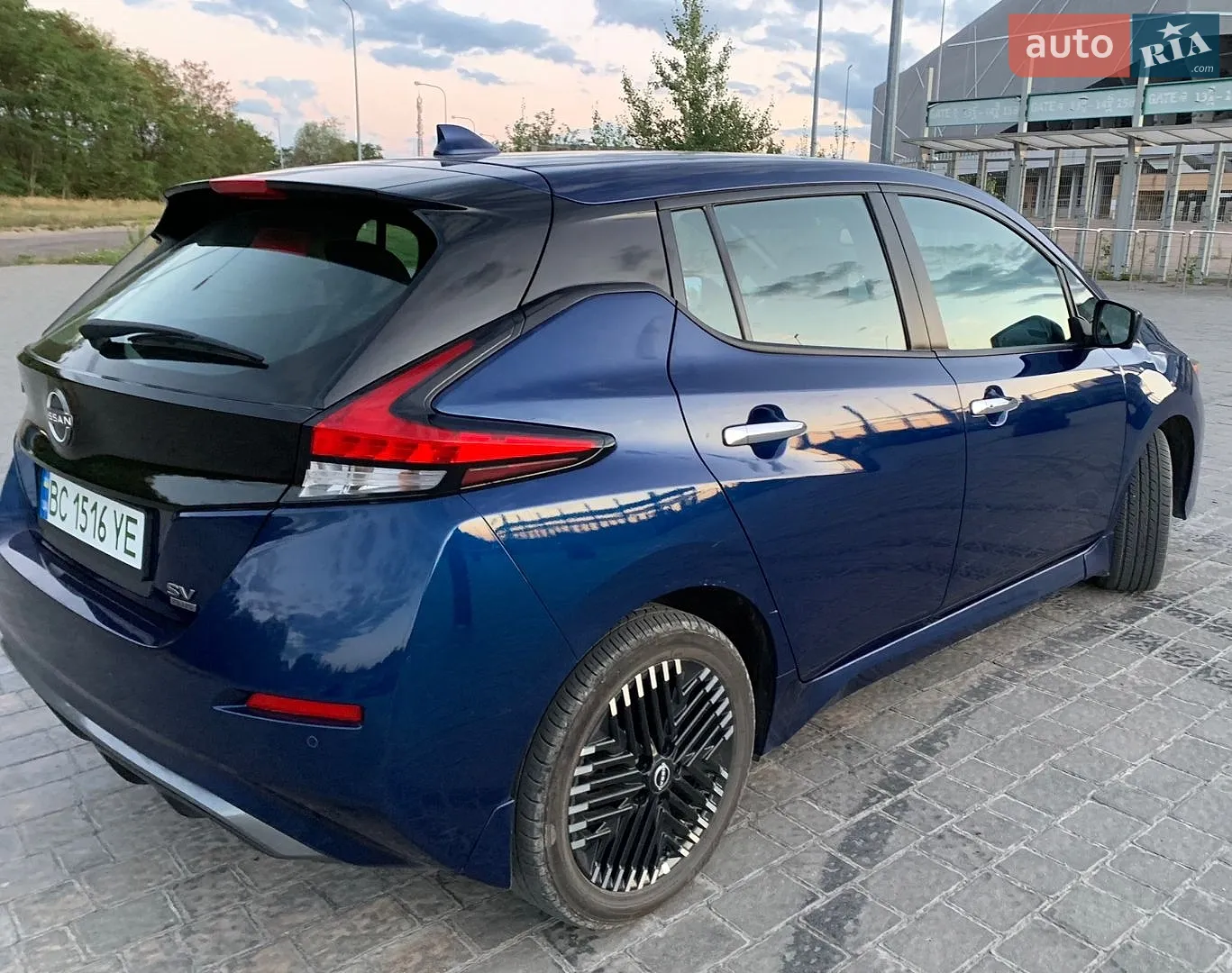 2022 Nissan Leaf - мініатюра 5
