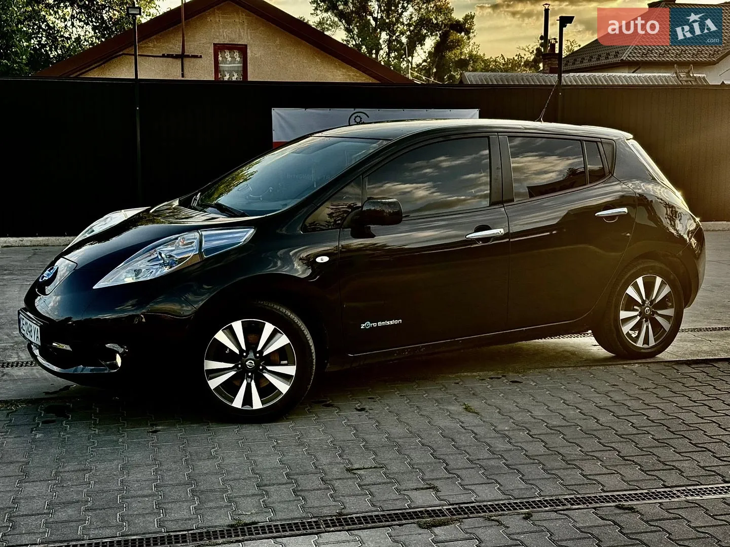 2016 Nissan Leaf - фото 1